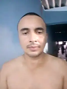 miroqui143 online show from January 2026 10:15:01 PM