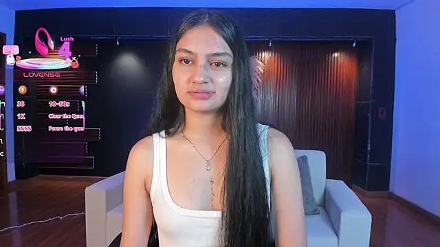 Snapshot of AidaJones chatting on October 2025 11:28:02 AM AidaJones online show from October 2025 11:28:02 AM