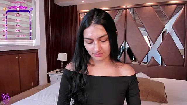 Snapshot of AidaJones chatting on April 2026 02:04:02 PM AidaJones online show from April 2026 02:04:02 PM