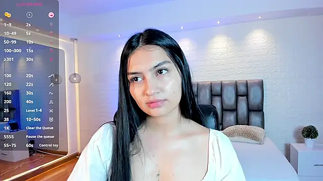 Snapshot of AidaJones chatting on April 2026 11:23:01 AM AidaJones online show from April 2026 11:23:01 AM