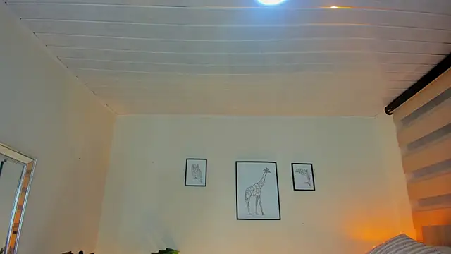 Snapshot of LusyKitty chatting on September 2025 03:22:02 PM LusyKitty online show from September 2025 03:22:02 PM