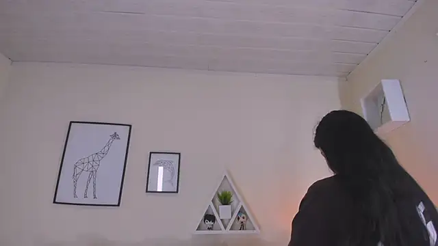 Snapshot of LusyKitty chatting on November 2025 03:00:02 PM LusyKitty online show from November 2025 03:00:02 PM