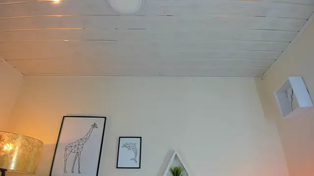 LusyKitty online show from December 2025 03:20:04 PM