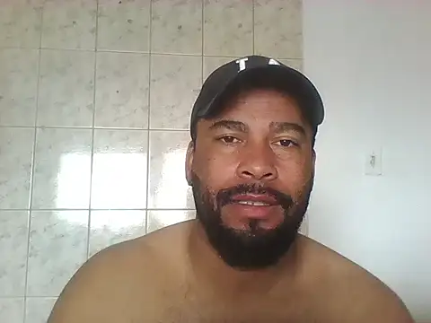 Snapshot of OliveiraSeven chatting on May 2026 02:33:02 PM OliveiraSeven online show from May 2026 02:33:02 PM