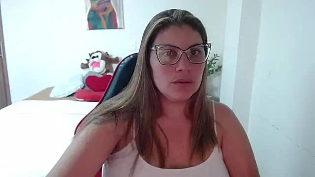 Secret Bella online show from November 2025 11:34:02 AM