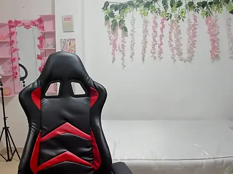 Liana hot12 online show from October 2025 01:33:02 PM