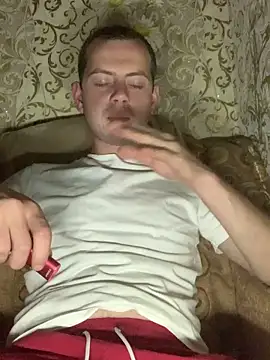 Snapshot of sal0mka chatting on September 2025 07:14:02 PM sal0mka online show from September 2025 07:14:02 PM