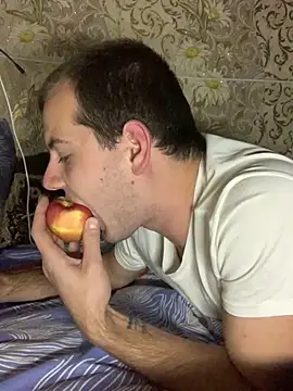 Snapshot of sal0mka chatting on October 2025 08:05:02 PM sal0mka online show from October 2025 08:05:02 PM