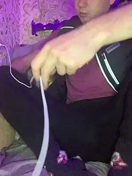 Snapshot of sal0mka chatting on October 2025 03:58:01 PM sal0mka online show from October 2025 03:58:01 PM