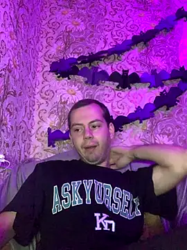 Snapshot of sal0mka chatting on October 2025 09:09:02 PM sal0mka online show from October 2025 09:09:02 PM