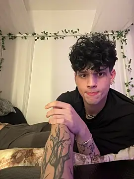 tyler boo online show from March 2026 09:54:01 PM