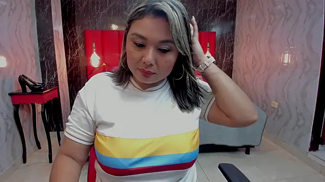 Snapshot of LatinaHoleQueen chatting on June 2026 03:17:02 PM LatinaHoleQueen online show from June 2026 03:17:02 PM