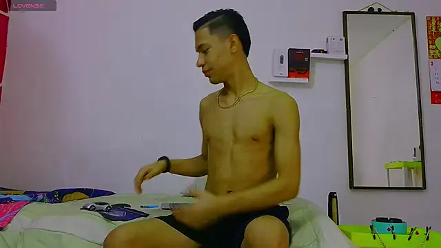 dylan apol0 online show from February 2026 03:07:02 AM