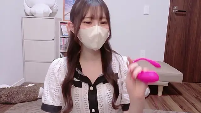 MOEMOE-Q online show from September 2025 03:39:02 PM