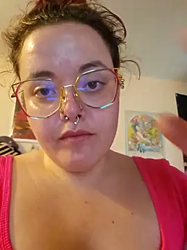 Snapshot of nuttiebuddy1 chatting on September 2025 09:26:02 PM nuttiebuddy1 online show from September 2025 09:26:02 PM