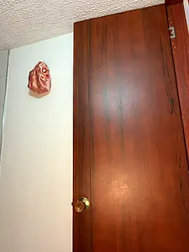 Sarahcutexoxox online show from March 2026 08:37:01 PM