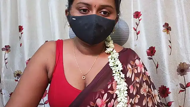 Snapshot of Pavani-Sexy chatting on July 2026 04:40:01 AM Pavani-Sexy online show from July 2026 04:40:01 AM