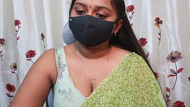 Snapshot of Pavani-Sexy chatting on July 2026 05:00:01 AM Pavani-Sexy online show from July 2026 05:00:01 AM