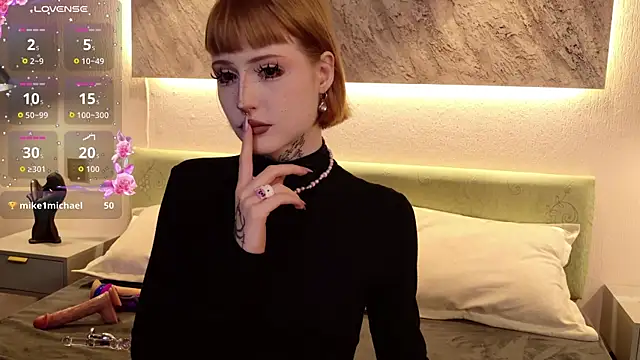 MilkMeSoftly online show from December 2025 08:32:02 AM