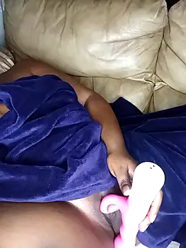 Snapshot of Sweet_HoneyPot1 chatting on April 2026 12:15:02 AM Sweet HoneyPot1 online show from April 2026 12:15:02 AM