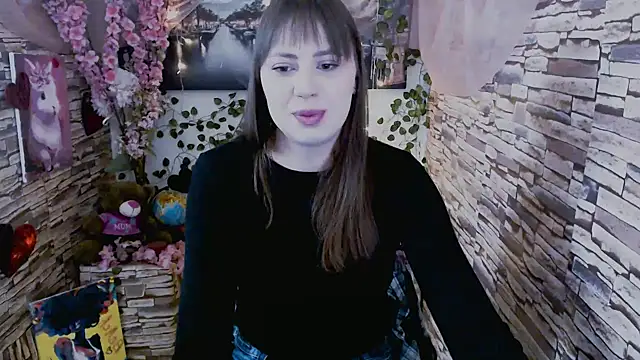 Amanda Bright  online show from September 2025 06:40:02 AM