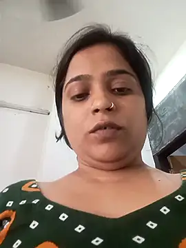 Snapshot of Trisha_71 chatting on September 2025 07:55:02 AM Trisha 71 online show from September 2025 07:55:02 AM