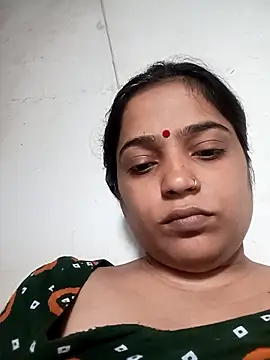 Snapshot of Trisha_71 chatting on October 2025 06:53:02 AM Trisha 71 online show from October 2025 06:53:02 AM