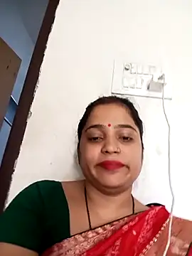 Snapshot of Trisha_71 chatting on October 2025 06:01:01 AM Trisha 71 online show from October 2025 06:01:01 AM