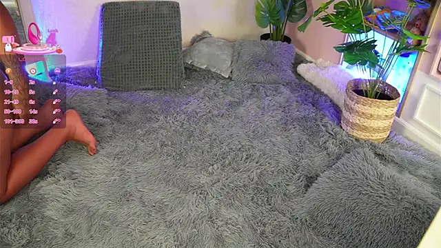 AnnieCouperr online show from October 2025 07:57:02 PM