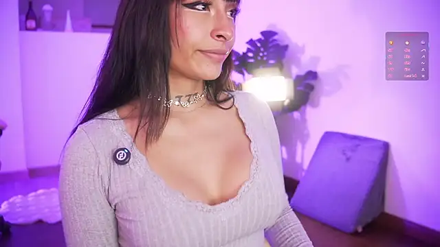 Snapshot of AnnieCouperr chatting on March 2026 08:56:02 PM AnnieCouperr online show from March 2026 08:56:02 PM