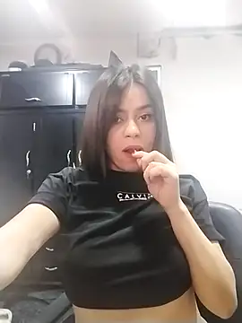 Snapshot of KATA_BLONDE chatting on March 2026 02:55:01 AM KATA BLONDE online show from March 2026 02:55:01 AM