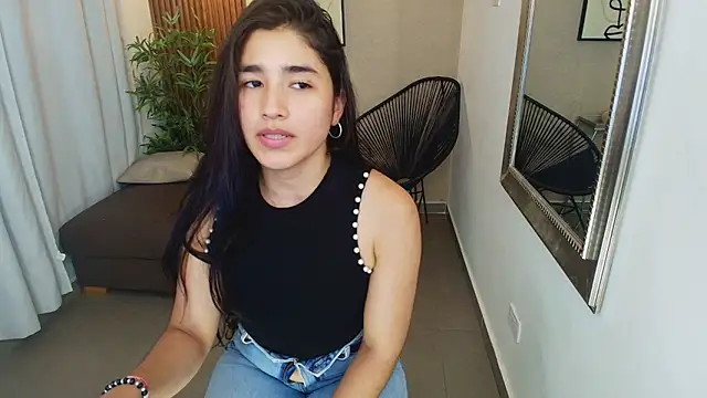 Snapshot of Lia_Mar_ chatting on September 2025 06:08:02 PM Lia Mar online show from September 2025 06:08:02 PM