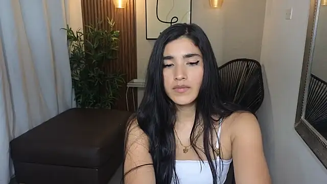 Snapshot of Lia_Mar_ chatting on October 2025 06:10:01 PM Lia Mar online show from October 2025 06:10:01 PM