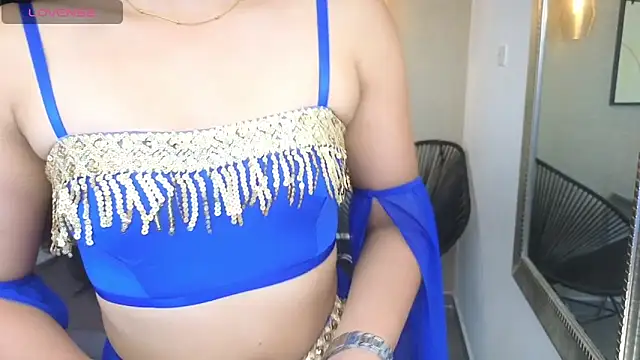 Lia Mar  online show from October 2025 06:09:01 PM