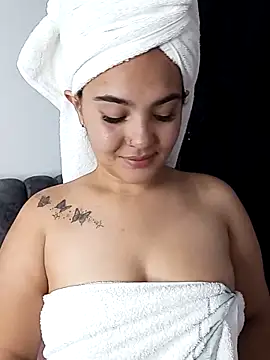 Snapshot of meli__brown chatting on October 2025 06:54:01 AM meli brown online show from October 2025 06:54:01 AM