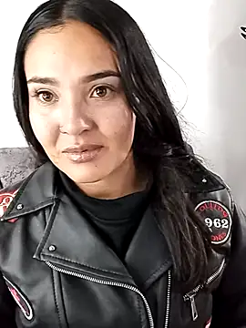 Snapshot of meli__brown chatting on October 2025 06:34:02 AM meli brown online show from October 2025 06:34:02 AM
