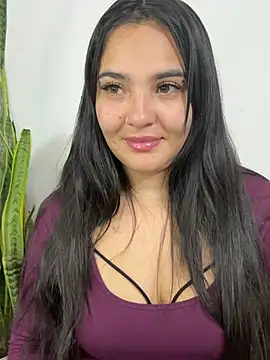Snapshot of meli__brown chatting on May 2026 07:13:01 AM meli brown online show from May 2026 07:13:01 AM