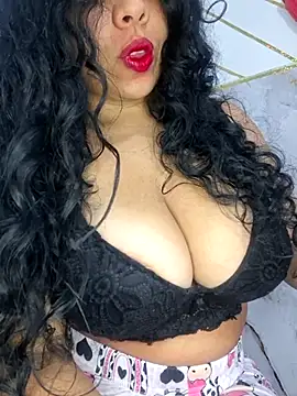 Yemaly Lee online show from April 2026 01:42:02 AM