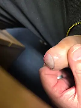 Snapshot of Oorse1966 chatting on February 2026 12:21:01 PM Oorse1966 online show from February 2026 12:21:01 PM