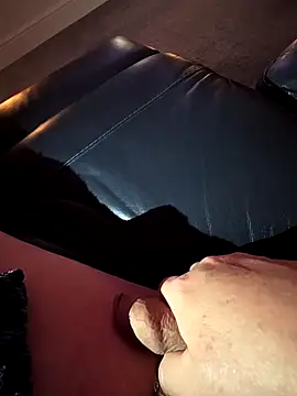 Snapshot of Oorse1966 chatting on February 2026 09:59:02 PM Oorse1966 online show from February 2026 09:59:02 PM