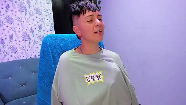  Hannah Hot online show from September 2025 02:24:01 AM