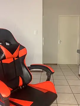 Snapshot of jayjayja19 chatting on November 2025 03:33:01 PM jayjayja19 online show from November 2025 03:33:01 PM