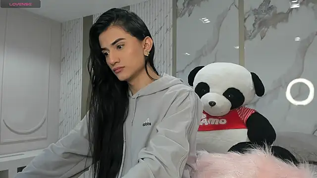 Sweet Mafe online show from February 2026 02:07:01 PM