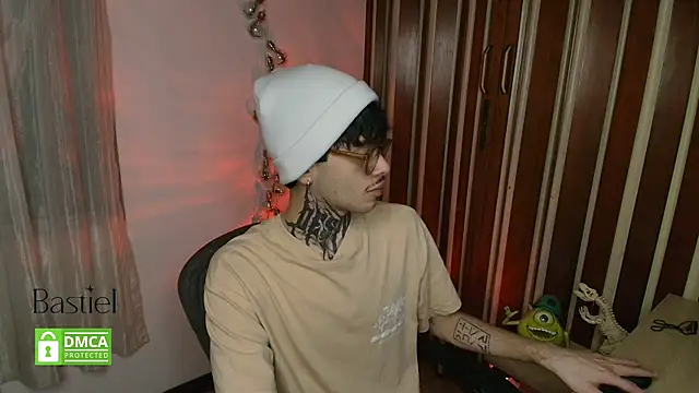 Snapshot of Mihail_leroy chatting on October 2025 01:39:02 AM Mihail leroy online show from October 2025 01:39:02 AM