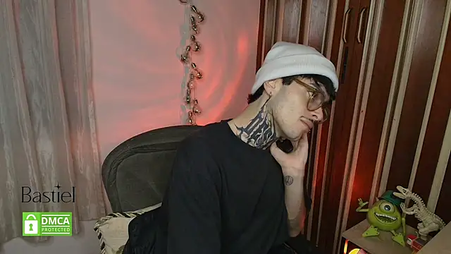 Snapshot of Mihail_leroy chatting on October 2025 03:10:02 AM Mihail leroy online show from October 2025 03:10:02 AM