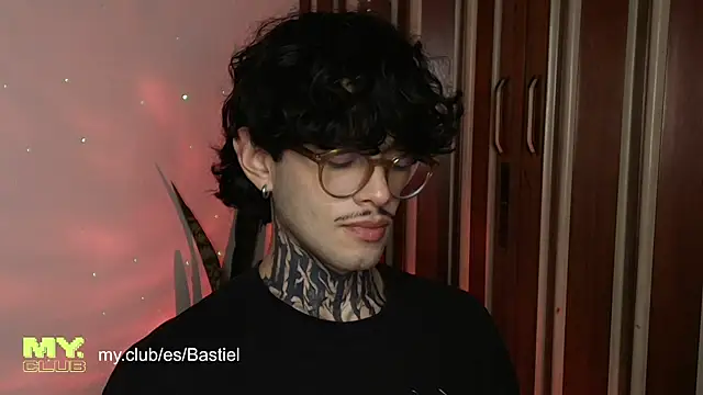 Snapshot of Mihail_leroy chatting on March 2026 12:04:02 AM Mihail leroy online show from March 2026 12:04:02 AM