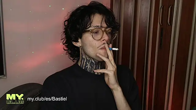 Snapshot of Mihail_leroy chatting on April 2026 02:58:01 AM Mihail leroy online show from April 2026 02:58:01 AM