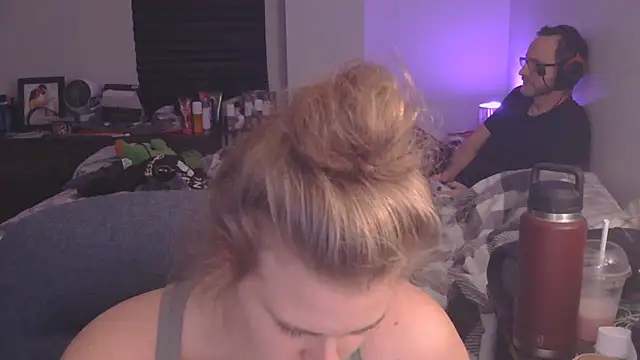 Sexyblonde12344 online show from November 2025 03:53:02 AM