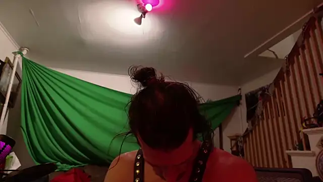 MasterDaddyCool online show from December 2025 09:30:01 PM