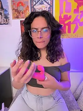 Katheerine online show from October 2025 01:15:01 AM